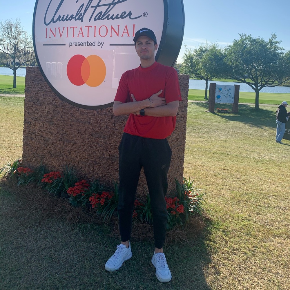 Meet your Posher, Warren